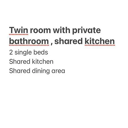 With Parking Vendégház